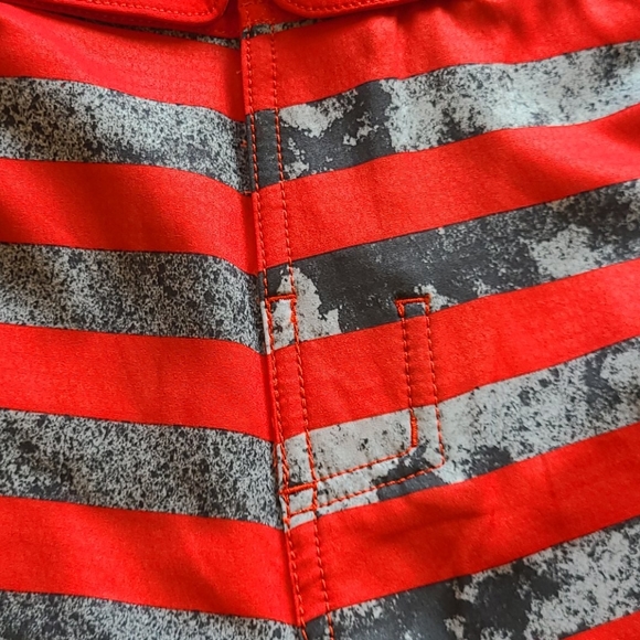 *Host Pick* North Face board shorts - Picture 9 of 16